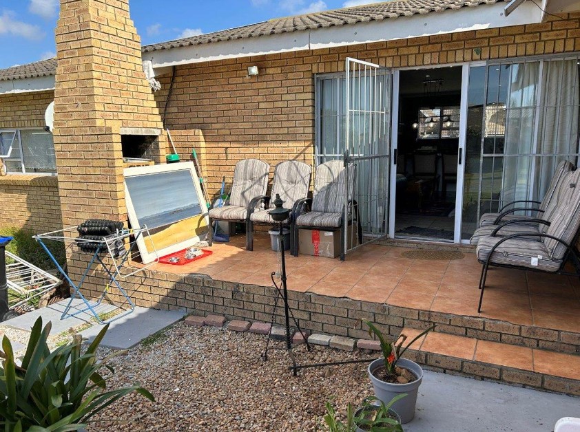 3 Bedroom Property for Sale in Noorsekloof Eastern Cape